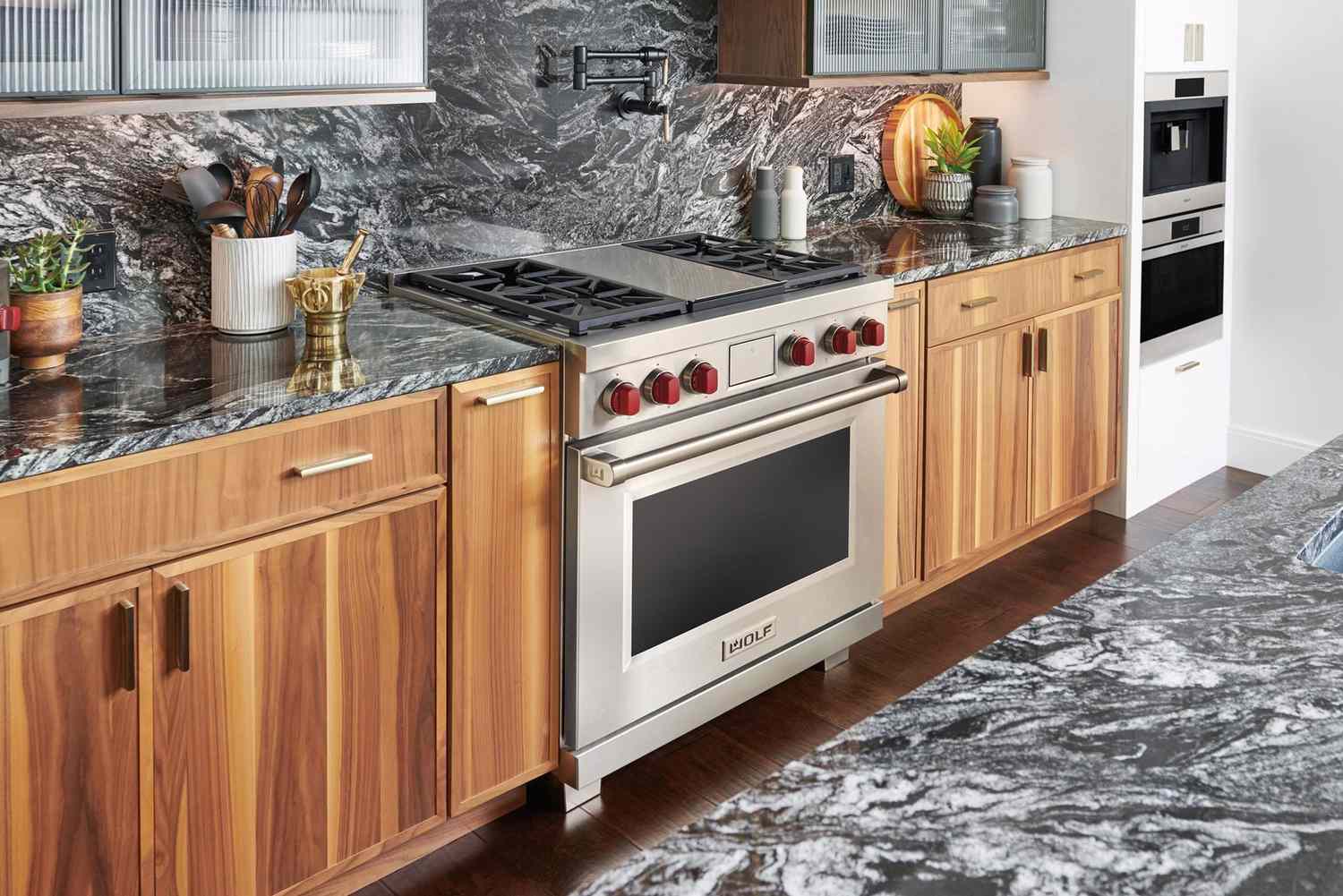 Kitchen Appliances