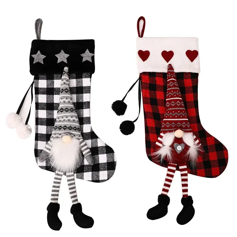 Decorative Non-fading Xmas Decoration Red And Black Checkered Christmas Socks Christmas Stocking Pendant for Gift